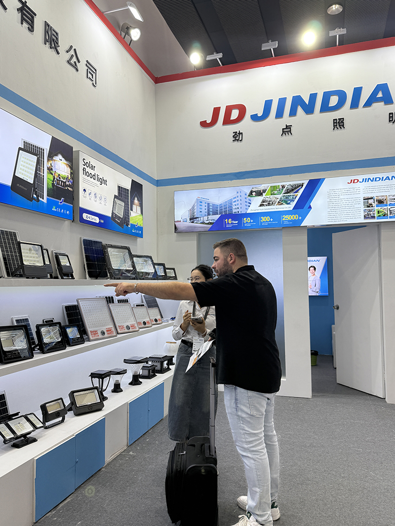 2025 Guangzhou International Lighting Exhibition (3) 2025 Guangzhou International Lighting Exhibition (3)